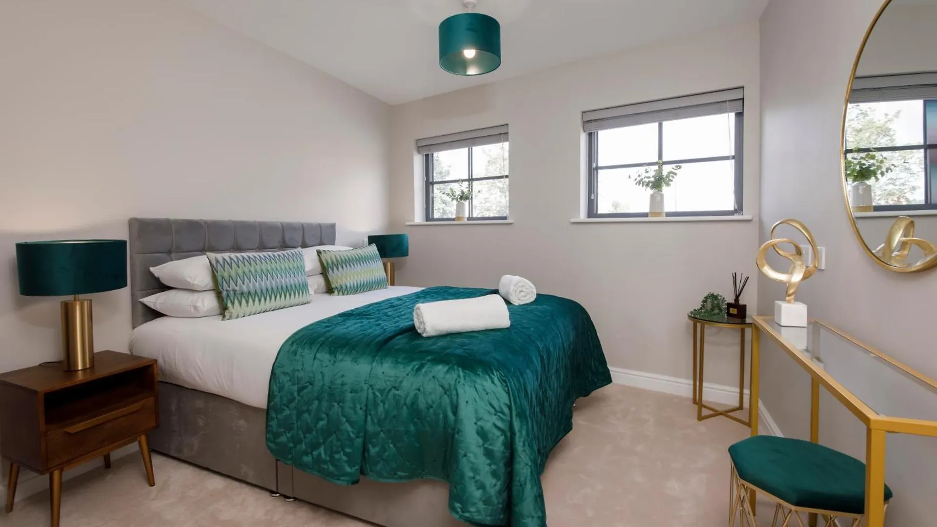 Crescent Court Modern And Luxurious Apartments York