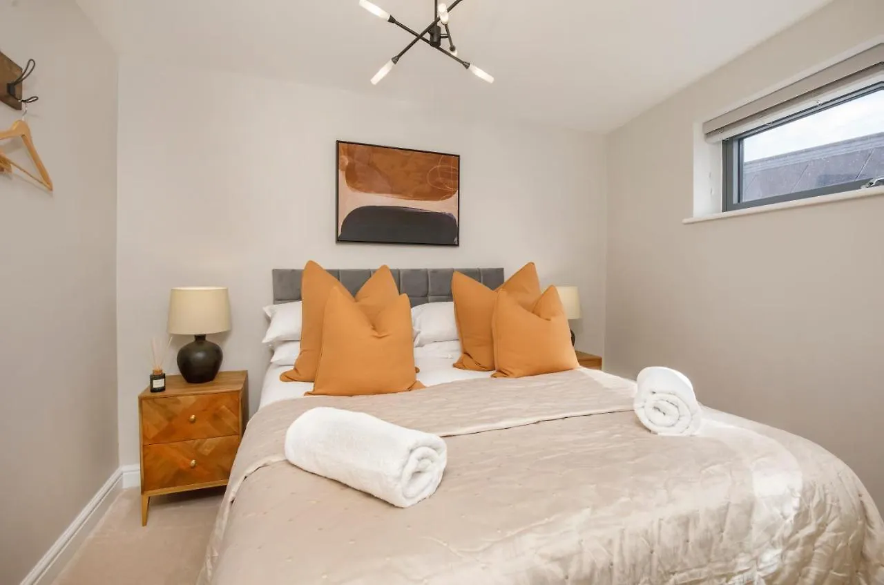 Crescent Court Modern And Luxurious Apartments York