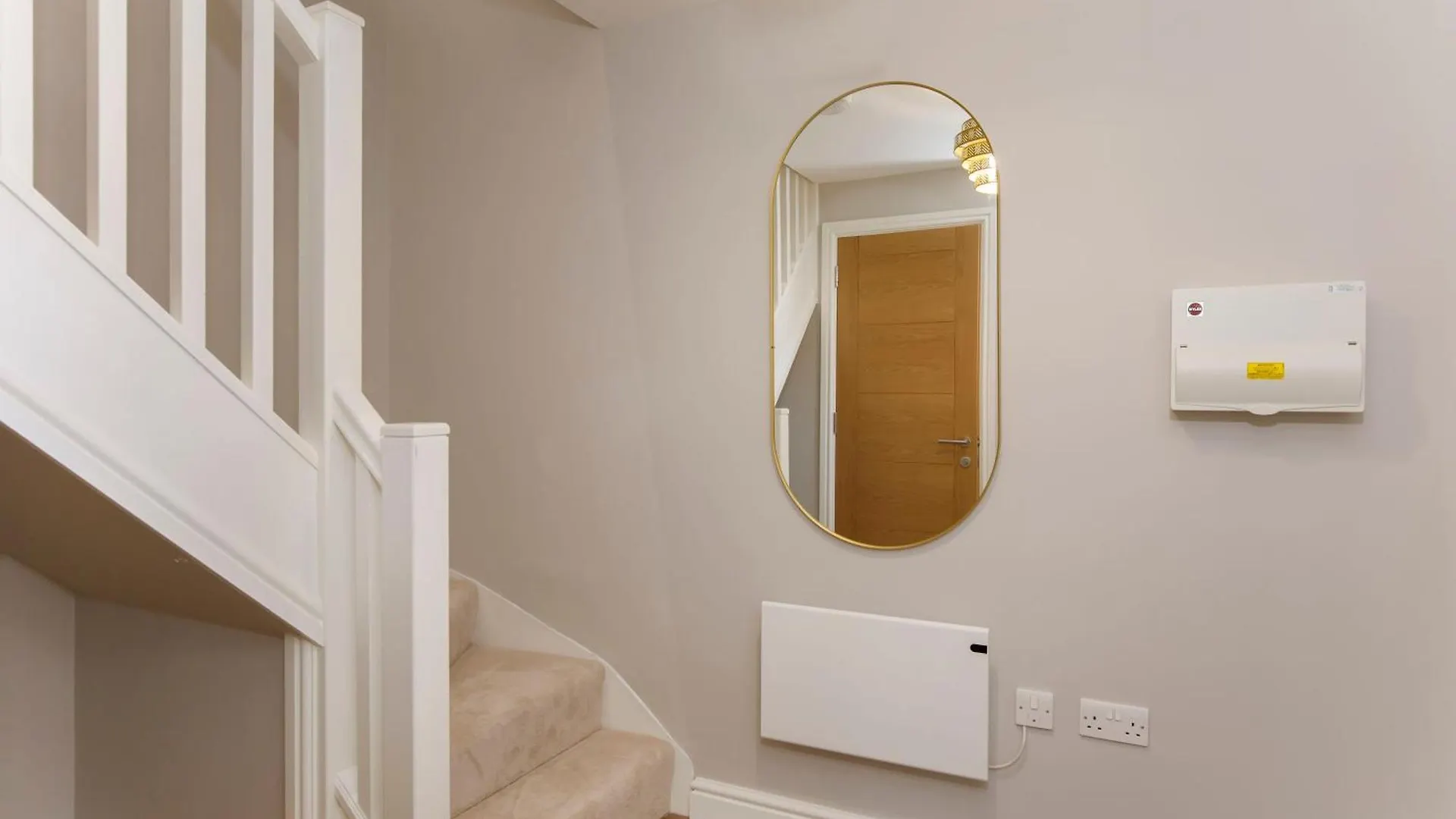 Crescent Court Modern And Luxurious Apartments York