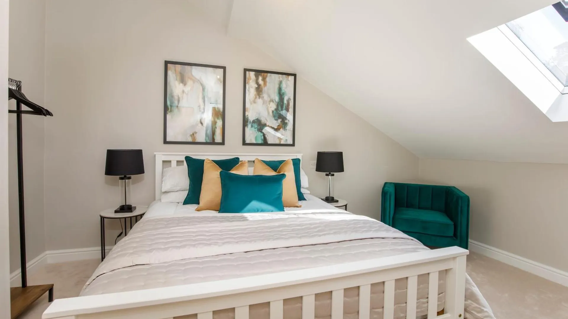 Crescent Court Modern And Luxurious Apartments York