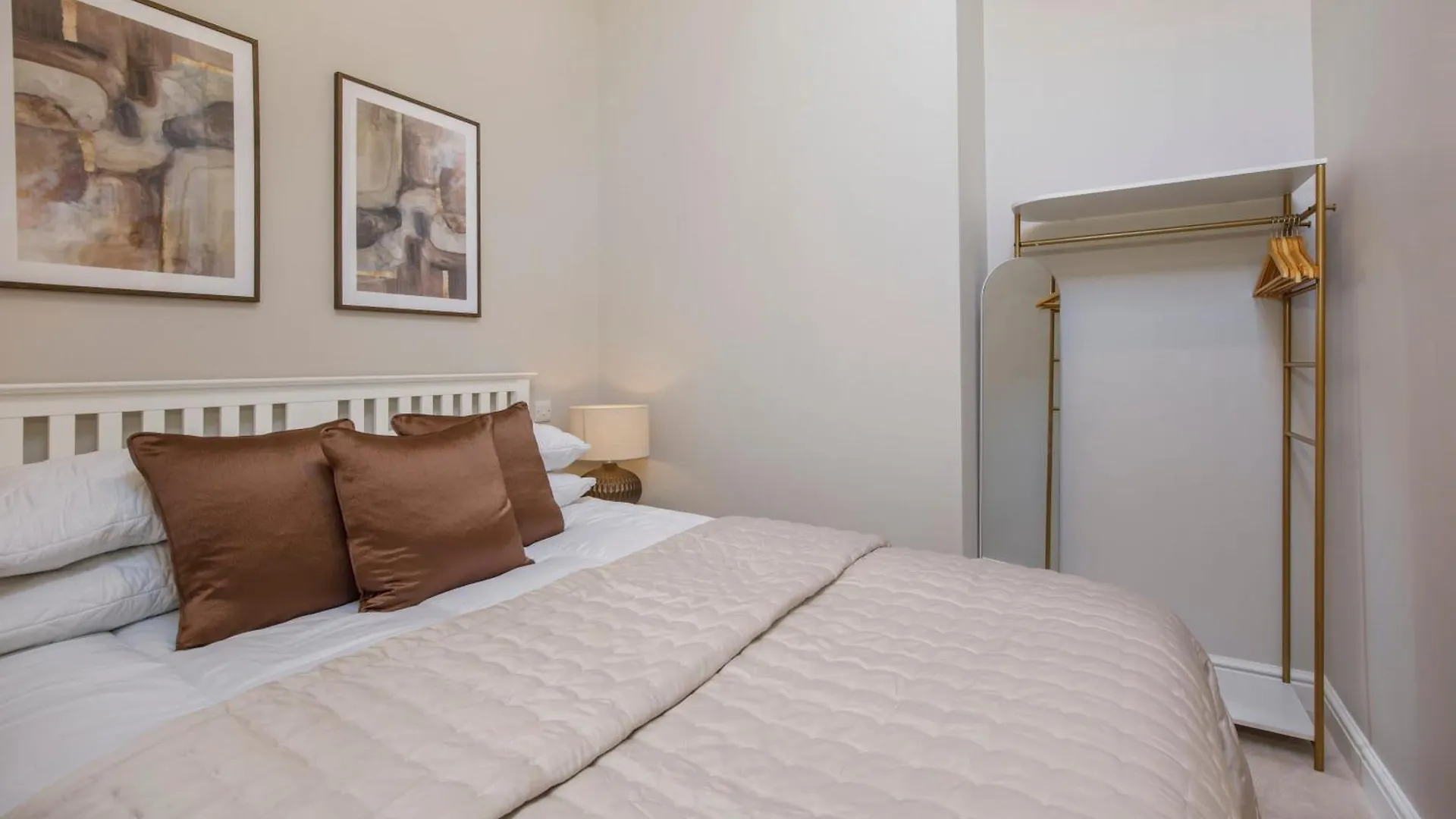 Crescent Court Modern And Luxurious Apartments York Storbritannien