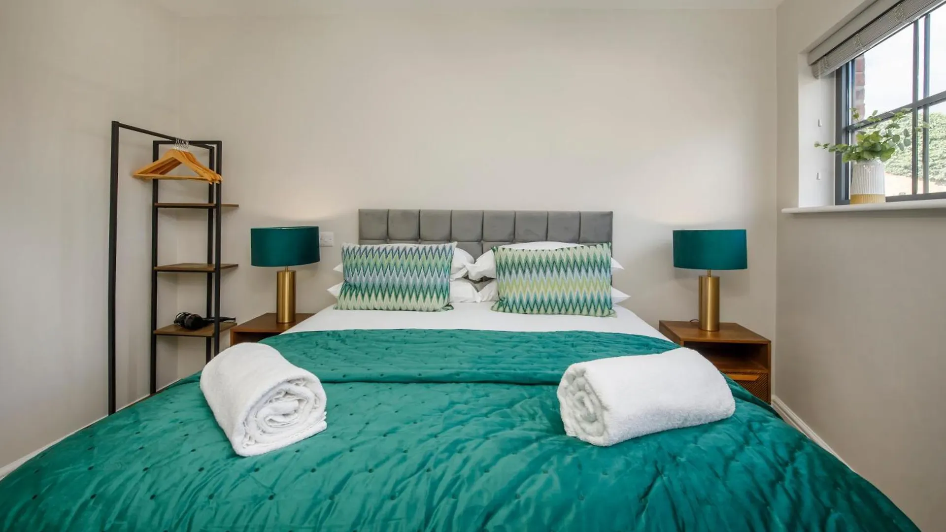 Crescent Court Modern And Luxurious Apartments York