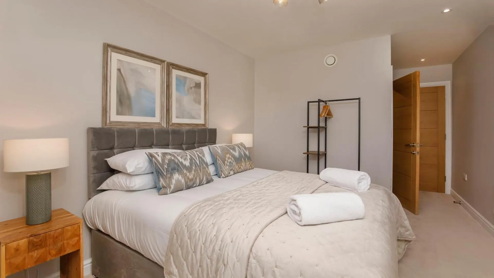 Crescent Court Modern And Luxurious Apartments York Storbritannien